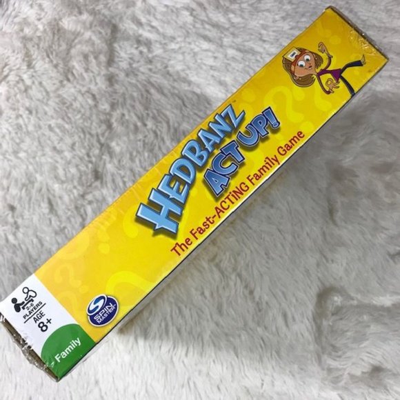 Hedbanz Act Up! Game - Picture 13 of 13